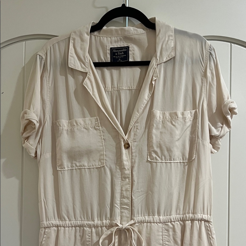 Abercrombie & Fitch Off-White Button-Up Shirt - Picture 5 of 8